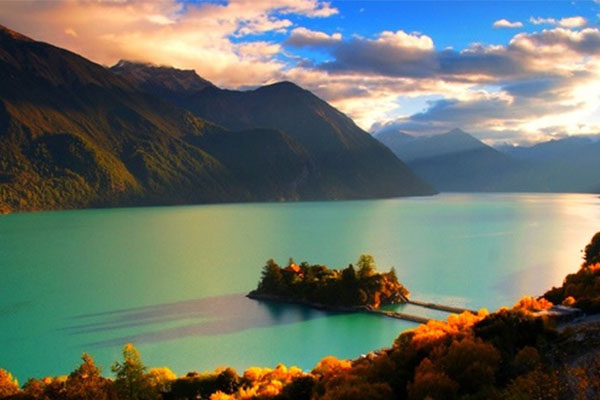 拉薩-納木錯-羊湖-山南-魯朗-篝火8晚9日