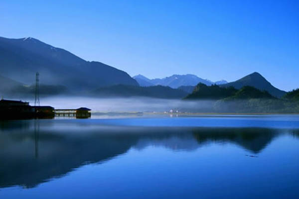 夢境奢華，布宮，林芝，巴松措，魯朗林海，波密，然烏湖，大峽谷，朗縣 ，拉姆拉錯，澤當，羊湖，滿拉水庫，珠峰大本營，納木措扎營12晚13日游