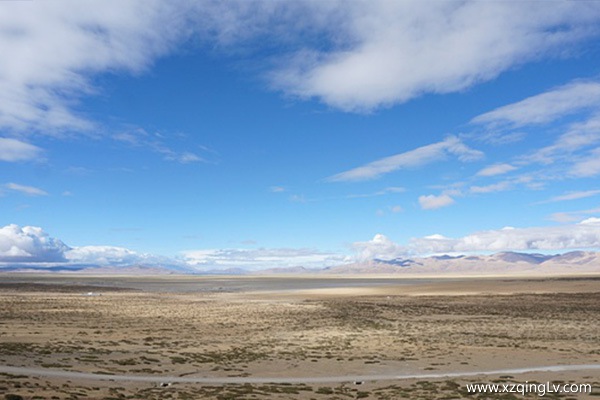 西藏包車游的費用
